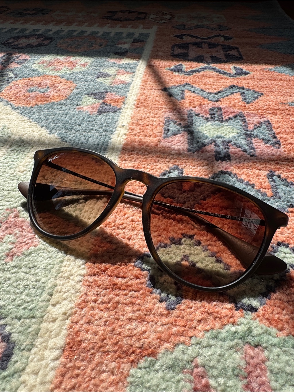 Ray-Ban Erika Rb4171 Tortoise Sunglasses | Brown Gradient Lenses